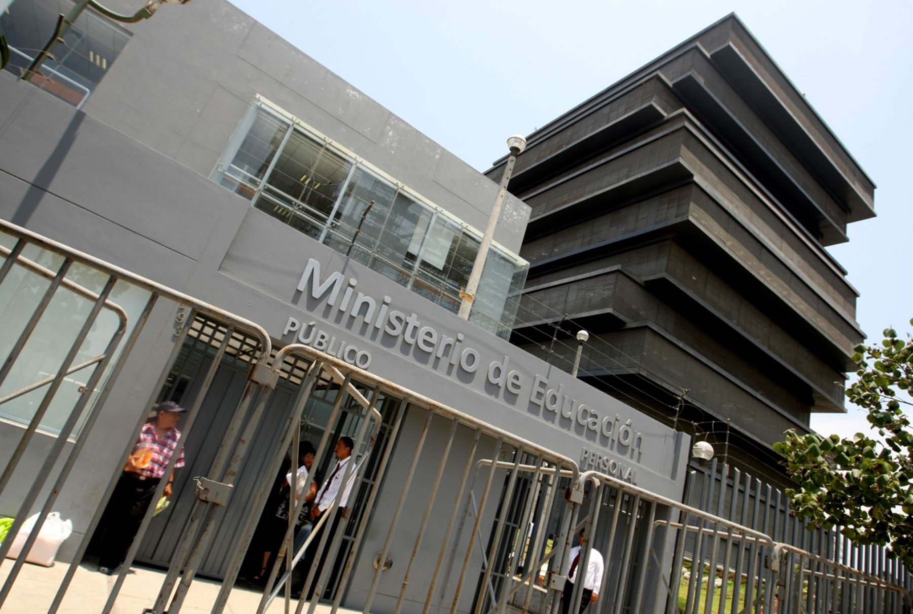 LA REFORMA DE LA ESCUELA VIENE DE ATRÁS