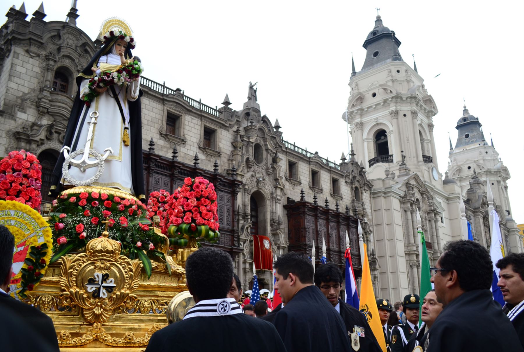 Milagros y mitos alrededor de una limeña