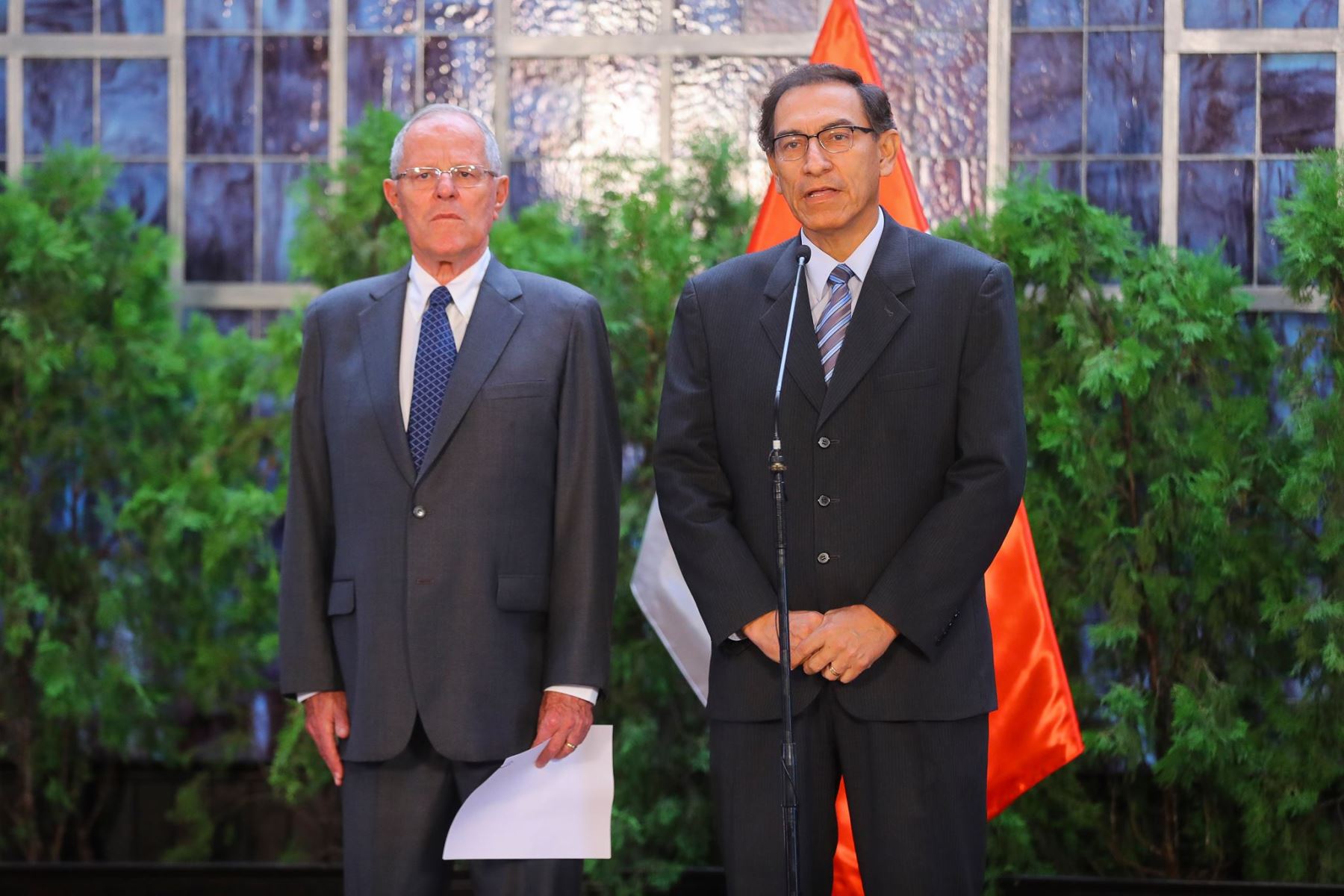 ¡No va Chinchero y Vizcarra renuncia!