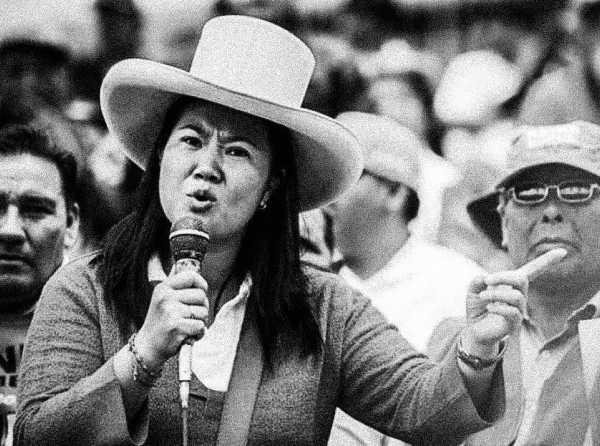 Keiko Fujimori, Fuerza Popular y la Democracia