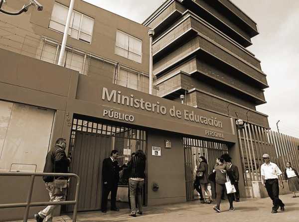 Minedu: m&aacute;s all&aacute; de la transferencia de gesti&oacute;n
