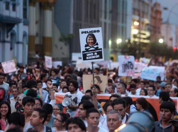 Acci&oacute;n colectiva contra el fujimorismo