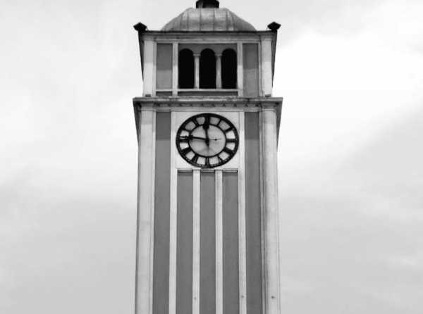 El reloj del Parque Universitario. Ornato y tradición