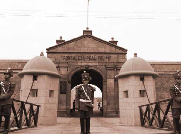 La Capitulaci&oacute;n del Real Felipe