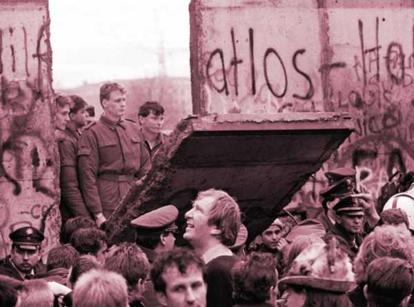 Hace 36 años cayó el Muro de Berlín 