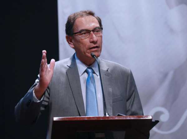 Vizcarra contraataca