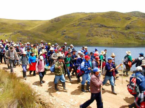 Autoridades locales anti mineras desaprobadas