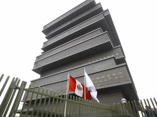 Educación, Numerología y 6% del PBI