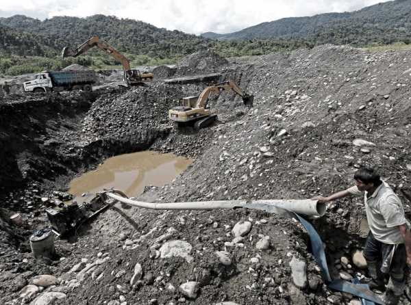 La mala política y el avance de la minería ilegal