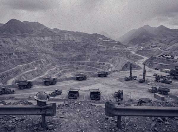 El Per&uacute; sigue cayendo en competitividad minera