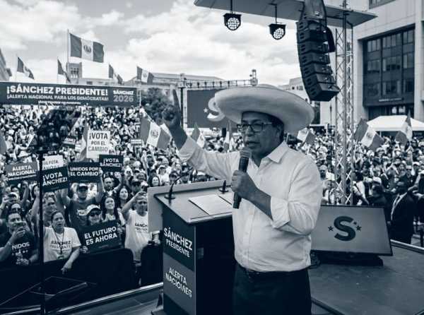 Roberto S&aacute;nchez ya est&aacute; en campa&ntilde;a. &iexcl;Alerta nacional para los dem&oacute;cratas!