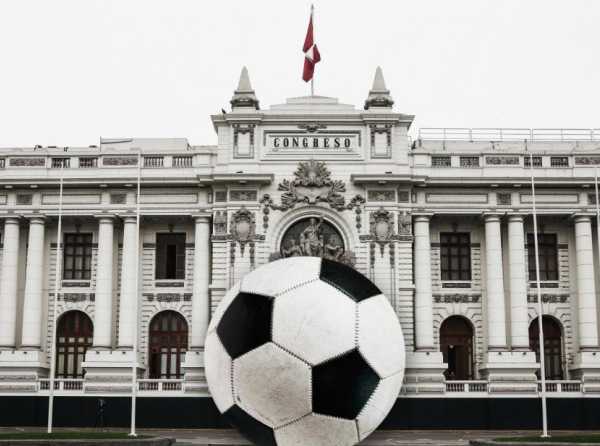 La pelota no se mancha