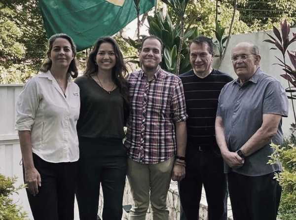Caracas: ¡Las guacamayas volaron libres!