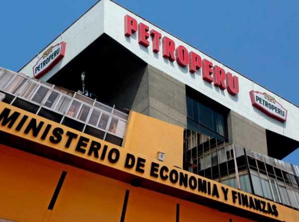Ministros de Economía han sido desprolijos con Petroperú