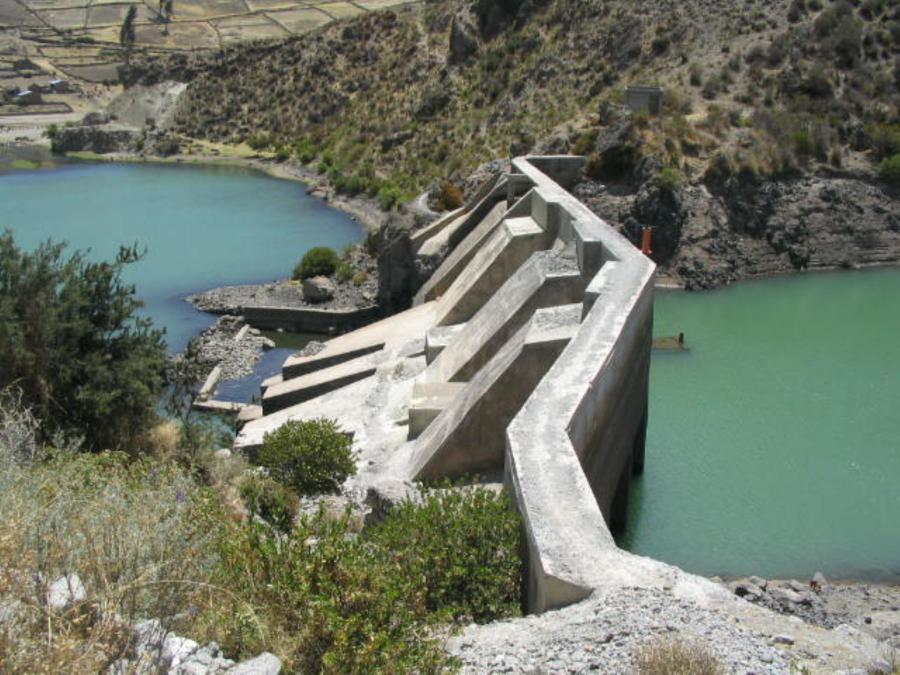 Radicales contra el agua en Cajamarca