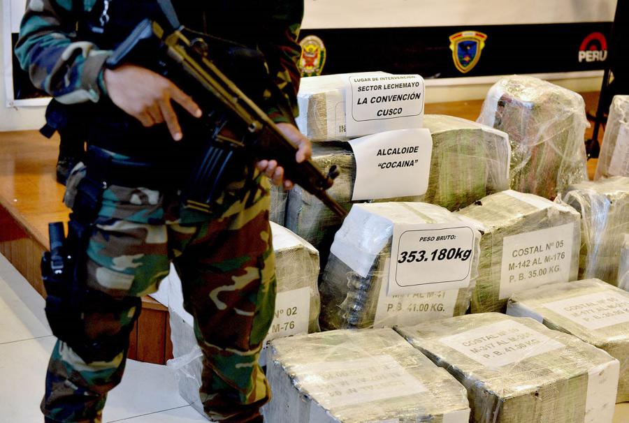 La mejor ley contra el narcotráfico es la de la oferta y la demanda
