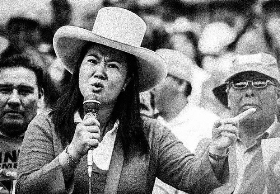 Keiko Fujimori, Fuerza Popular y la Democracia