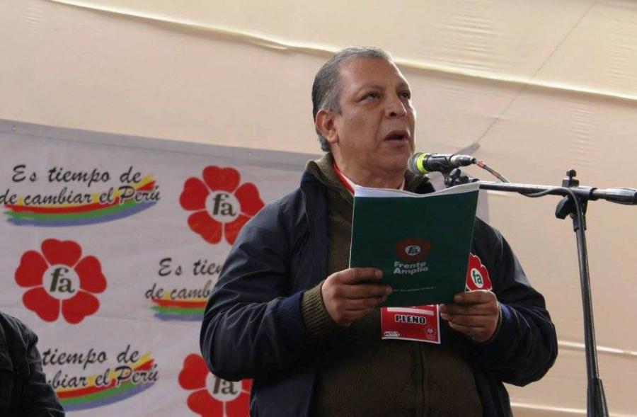 ¡La intensa guerra ideológica en el Perú!
