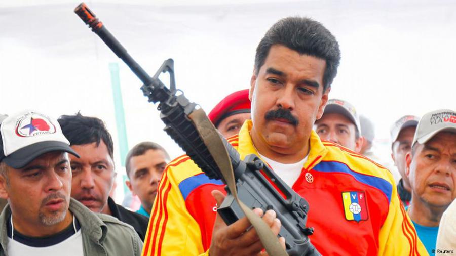 Maduro militariza a Venezuela