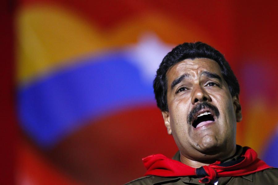 Maduro combatirá al Parlamento democrático