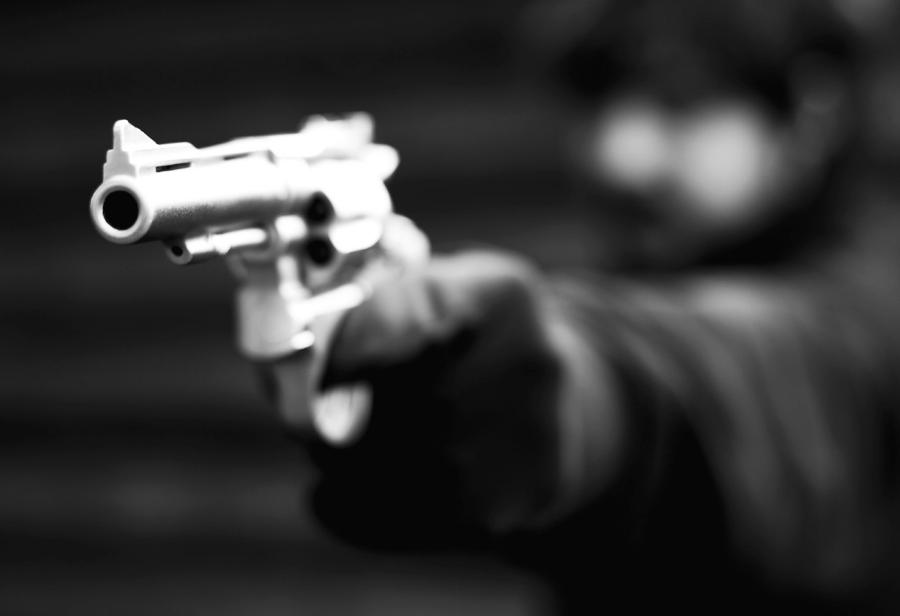 ¿Prohibir el porte de armas para acabar la delincuencia?