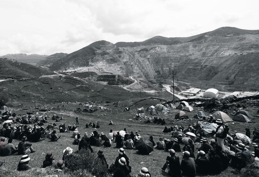 ¡Estado de emergencia en Cotabambas para proteger minería nacional!