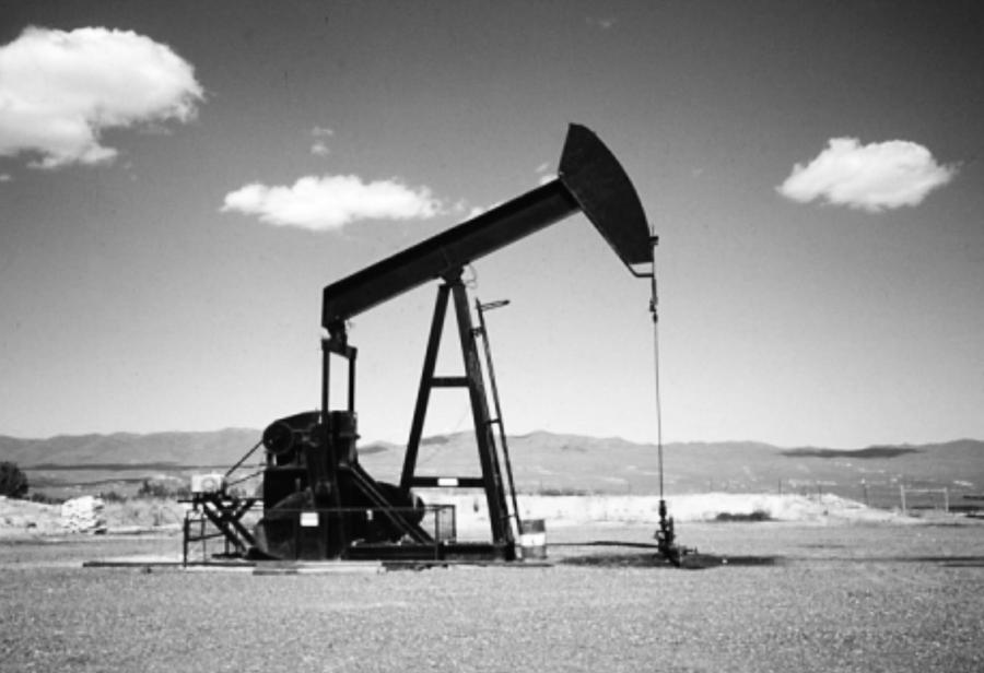 Gobierno cancela exploraciones petroleras