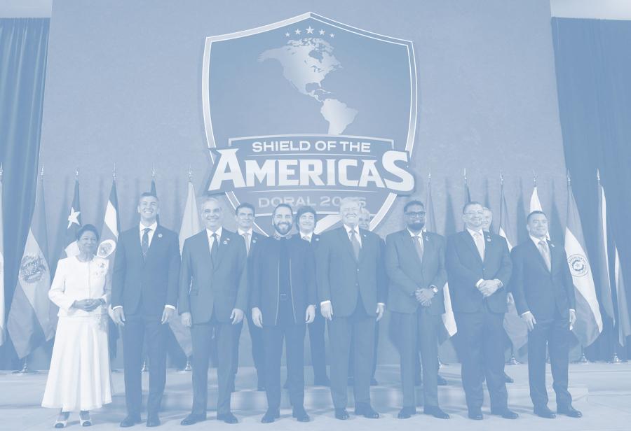 El Per&uacute; y la regi&oacute;n con su Escudo de las Am&eacute;ricas