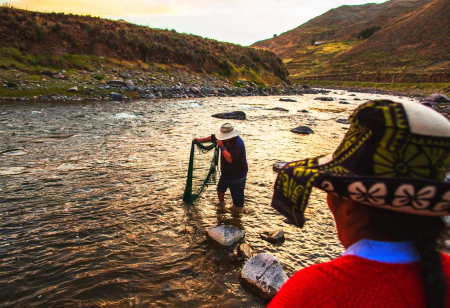 ¡No hay agua contaminada en Espinar!