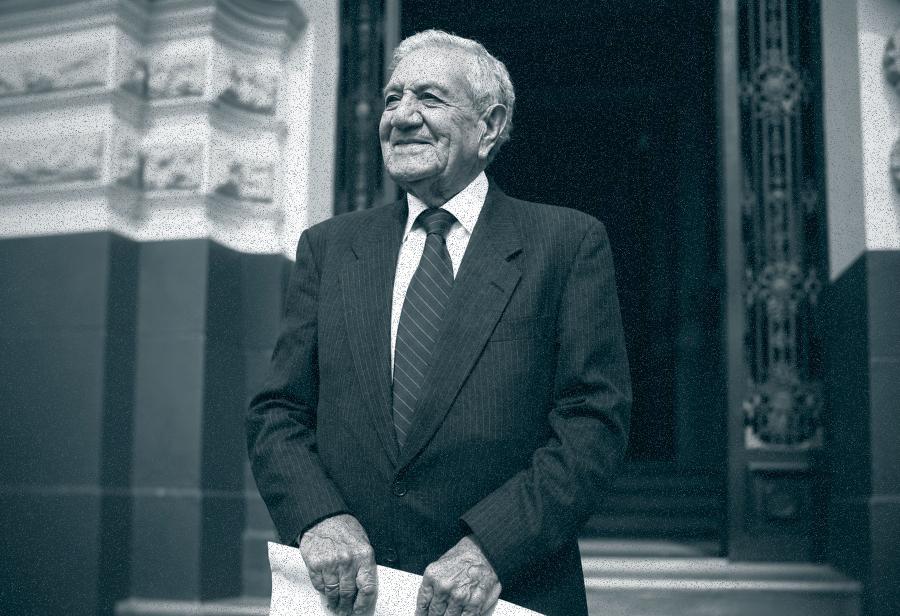 Adi&oacute;s a Gast&oacute;n Acurio Velarde 