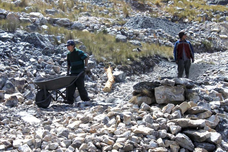 Pequeña minería: aprender de Chile