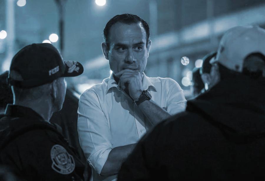 El figuretismo mediático presidencial es insuficiente