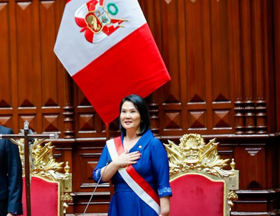 &iexcl;La juramentaci&oacute;n de Keiko y un pa&iacute;s diferente!