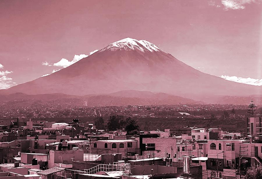 Un fantasma recorre Arequipa