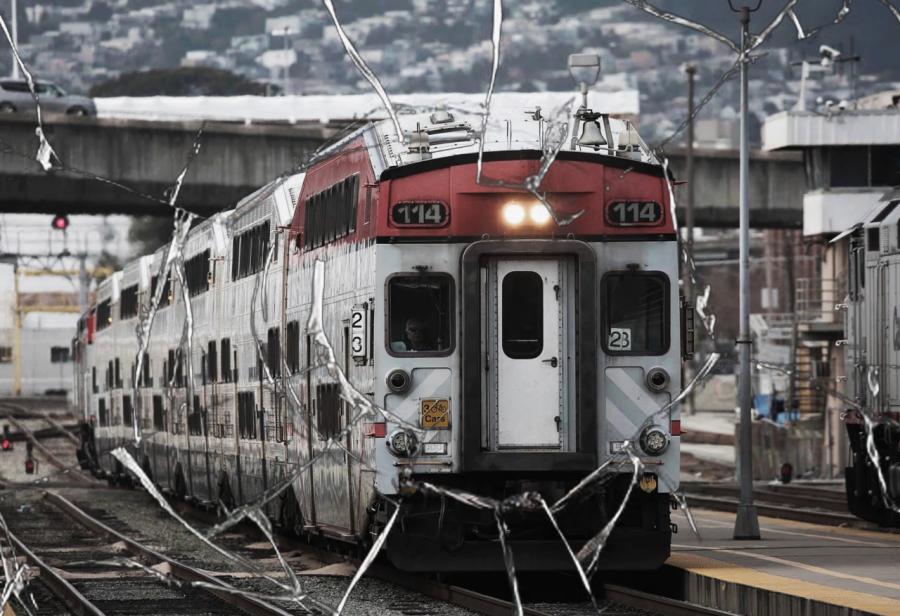De trenes y falsas expectativas