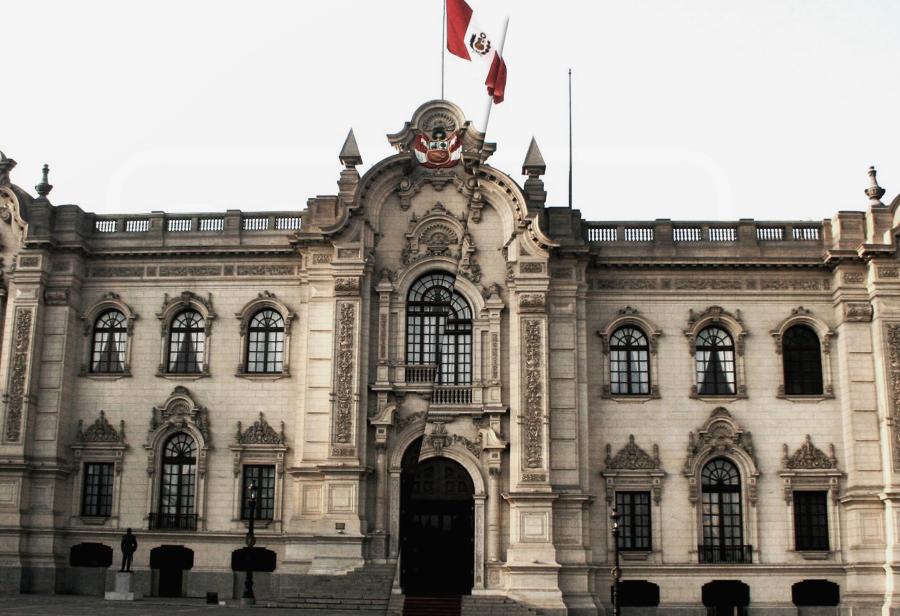 ¿Debemos resignarnos a un Estado débil?